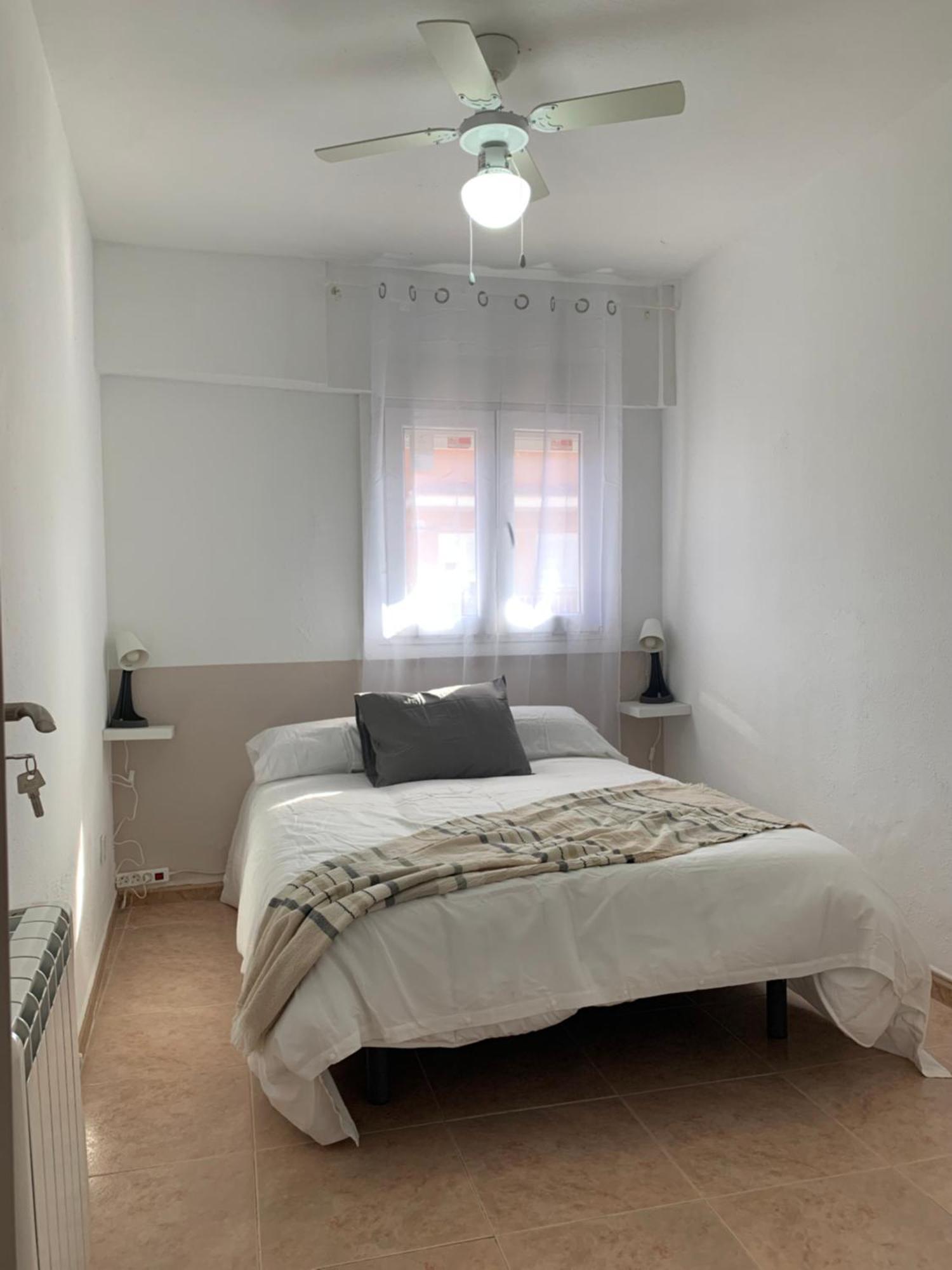 Mejorana Habitaciones Madrid Buitenkant foto